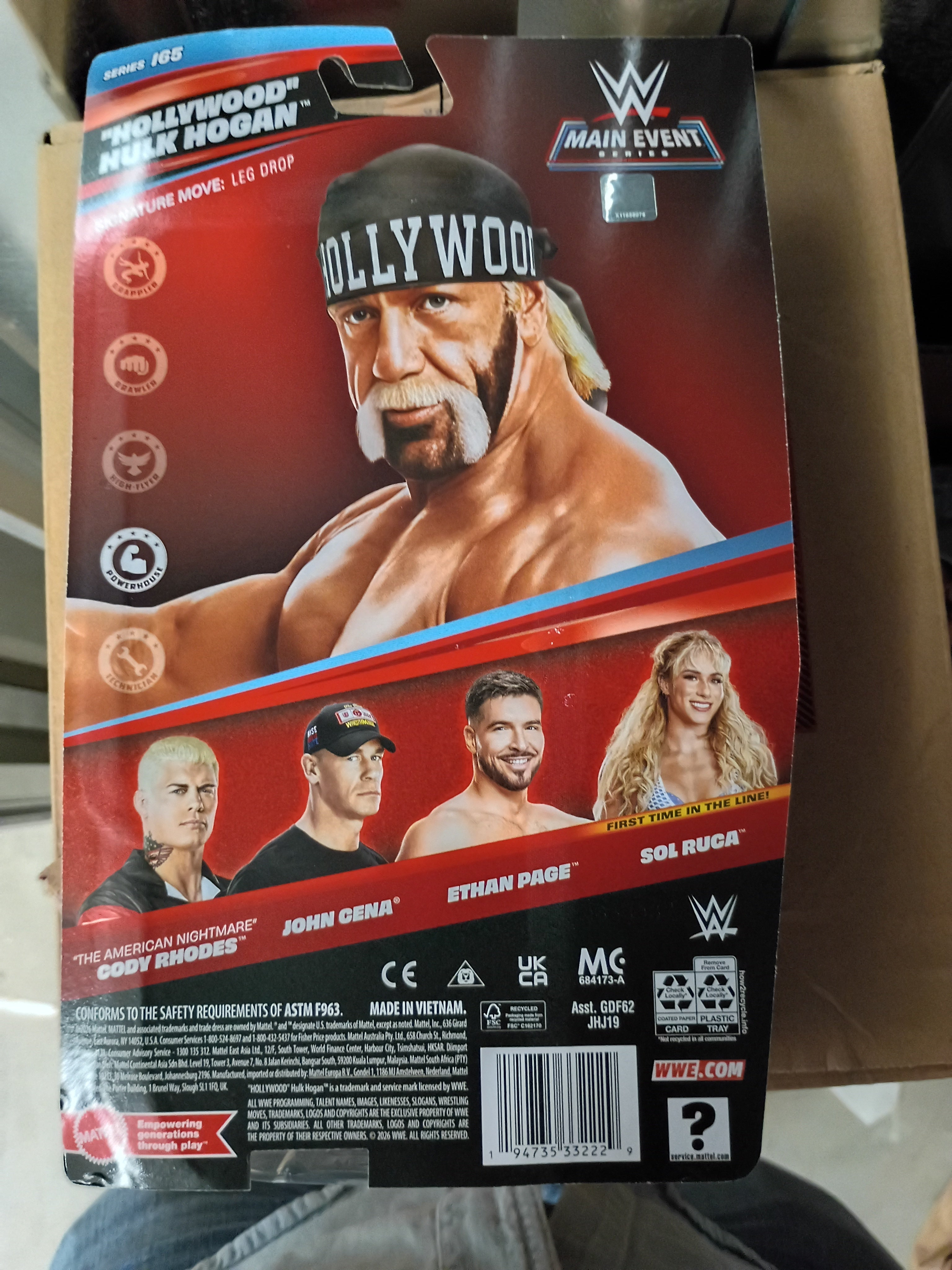 WWE Main Event Series 165 Hollywood Hulk Hogan Action Figure