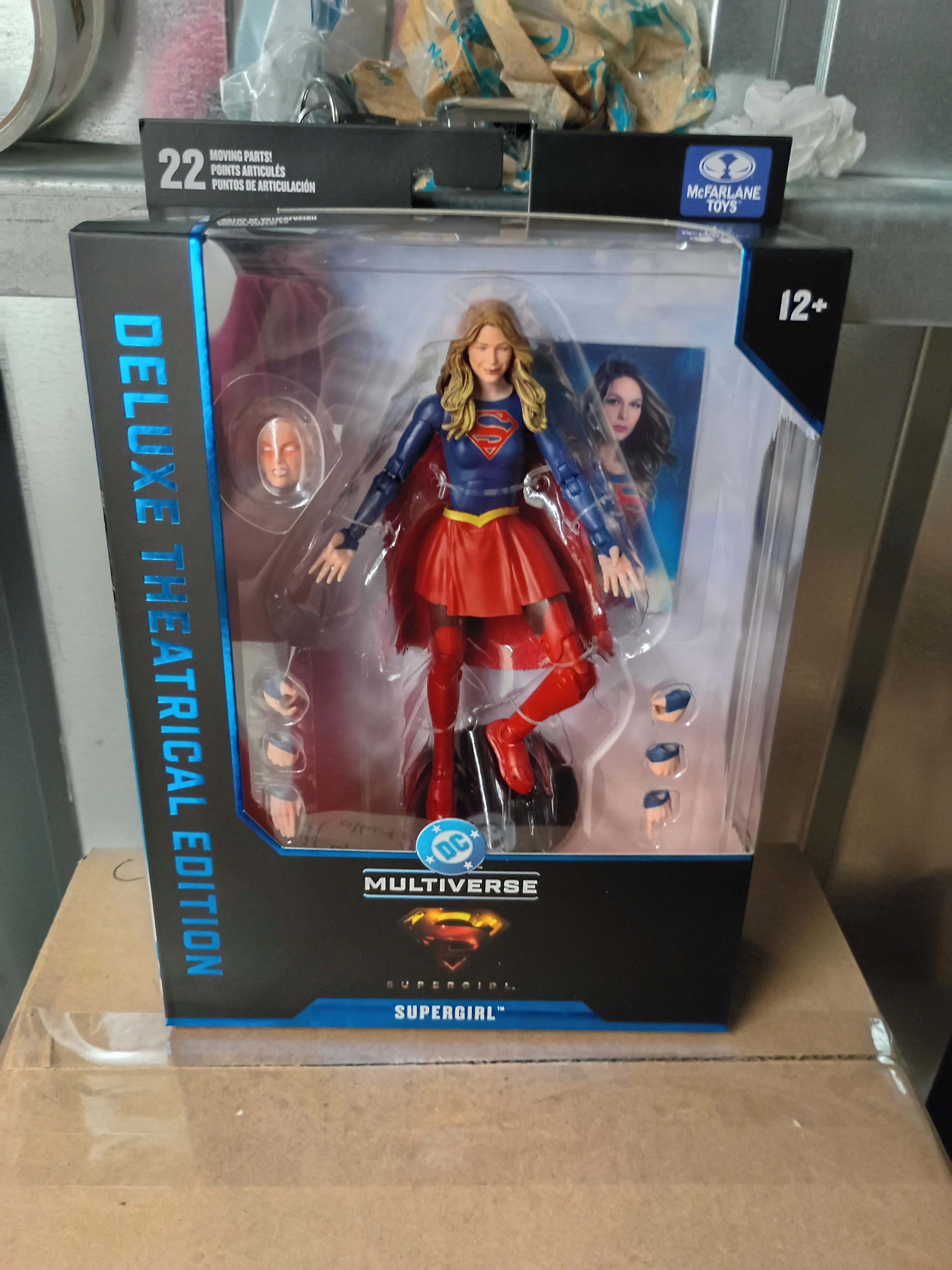 DC Theatrical Deluxe Wave 4 Supergirl TV 2015 7-Inch Scale Action Figure