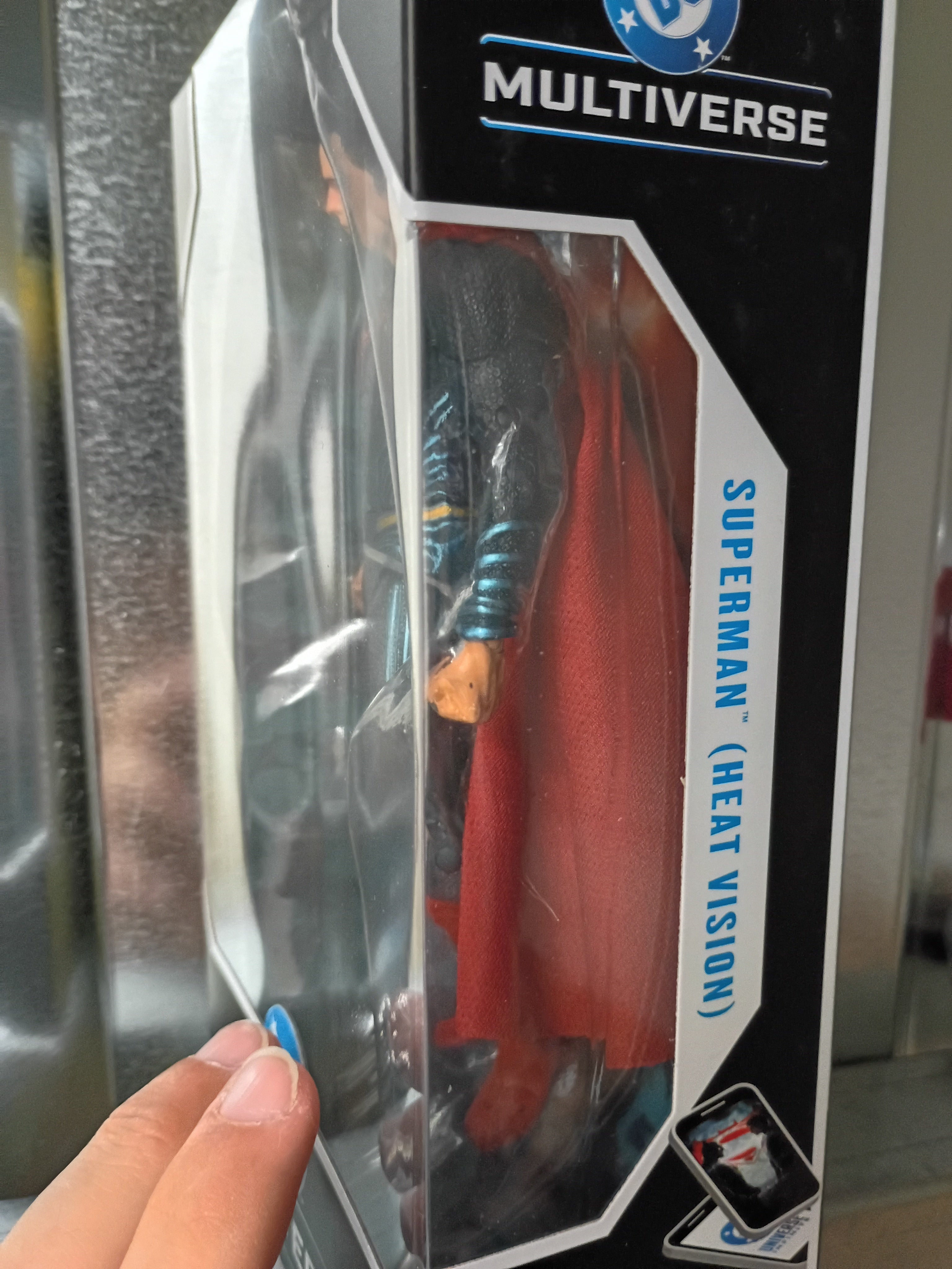 DC Theatrical W4 Batman v Superman 2016 Superman 7-Inch Scale Action Figure
